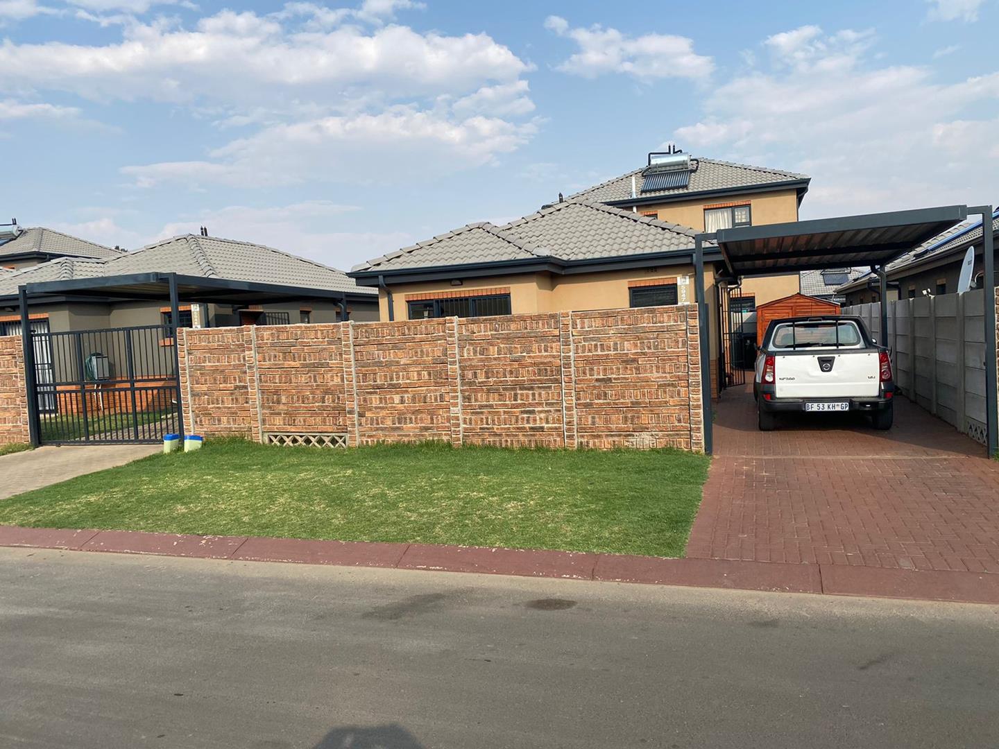 3 Bedroom House in Alrode South To Rent R8,000/month 2212730