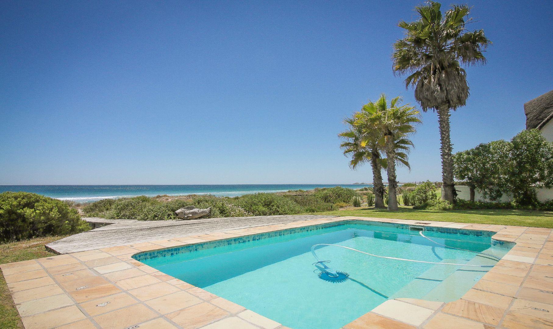 6 Bedroom House in Britannia Bay For Sale R15,000,000 2237803