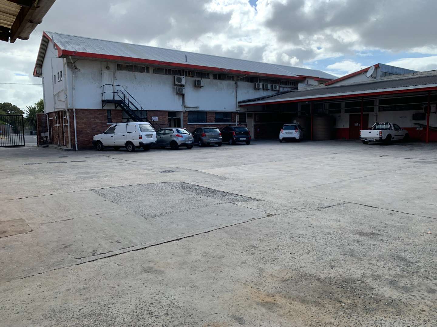 4,200m² Mixed Use in Ndabeni For Sale R35,000,000 2152092