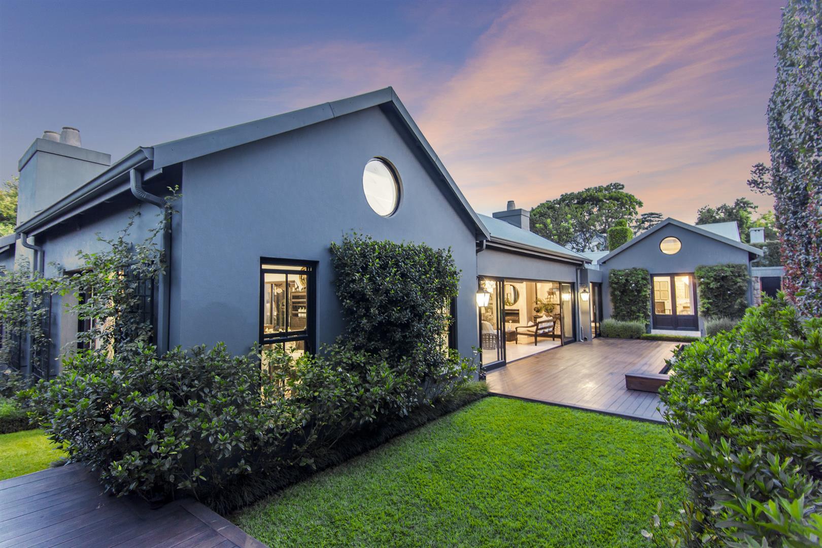 4 Bedroom House For Sale in Melrose for R19,950,000 1947364