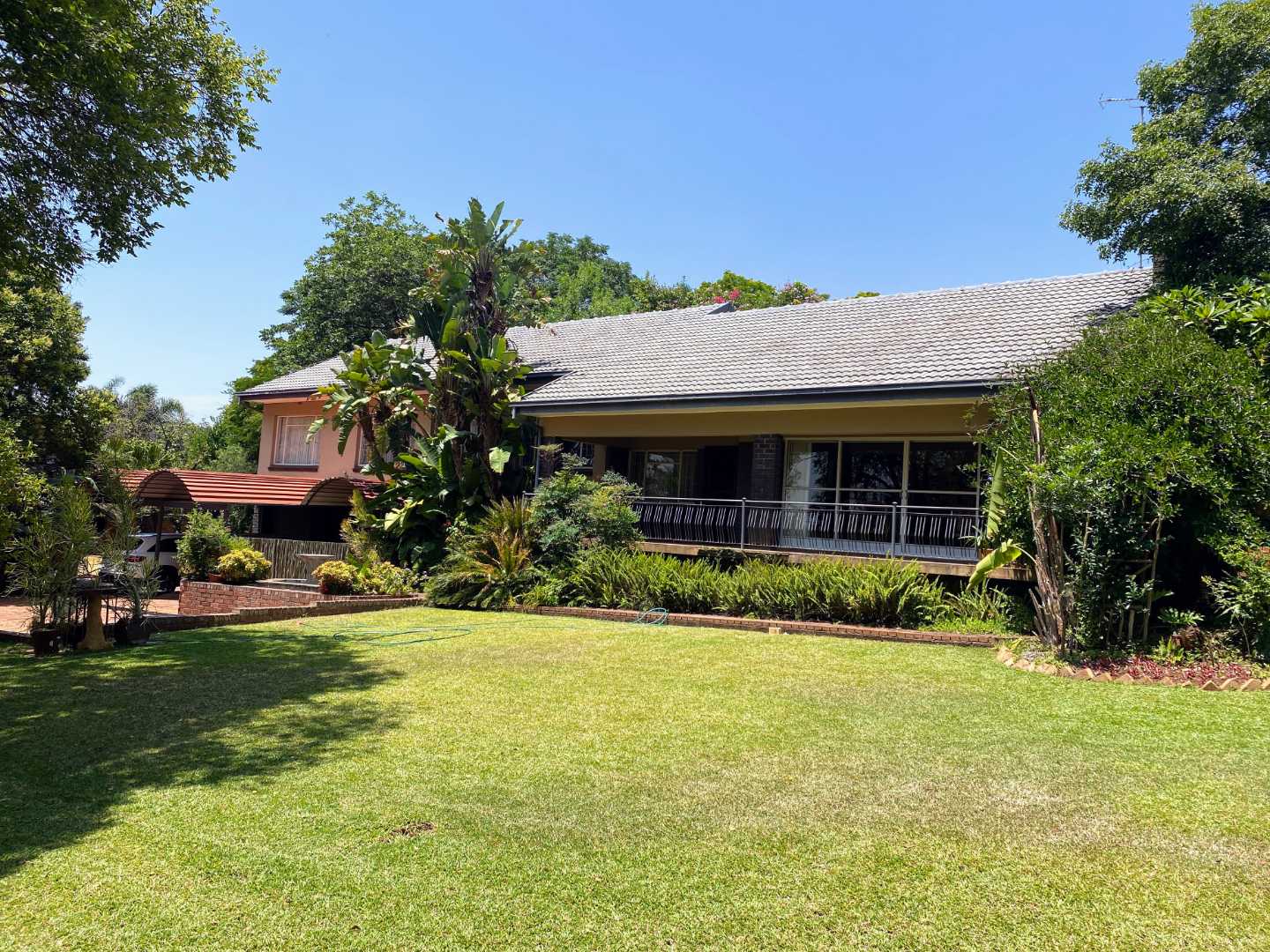 Exclusive House For Sale in Lynnwood Manor Security Estate 2099935