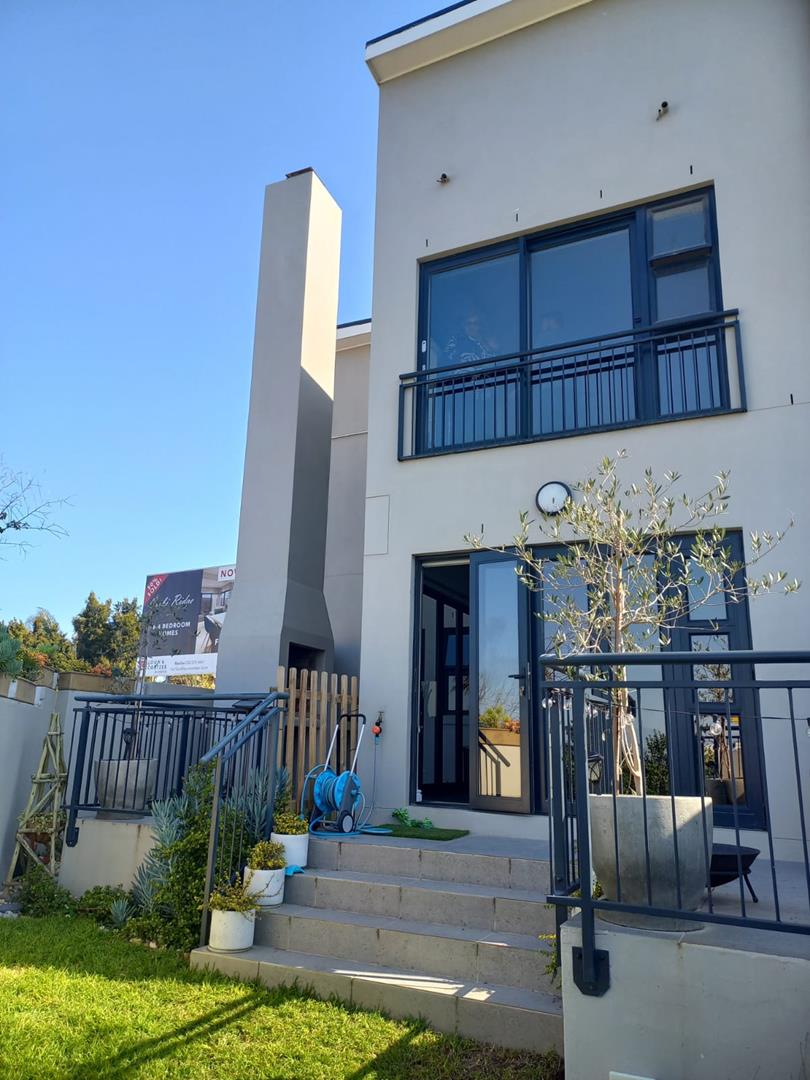 Langeberg Ridge Townhouse To Rent Garden, braai area, 3 bedrooms