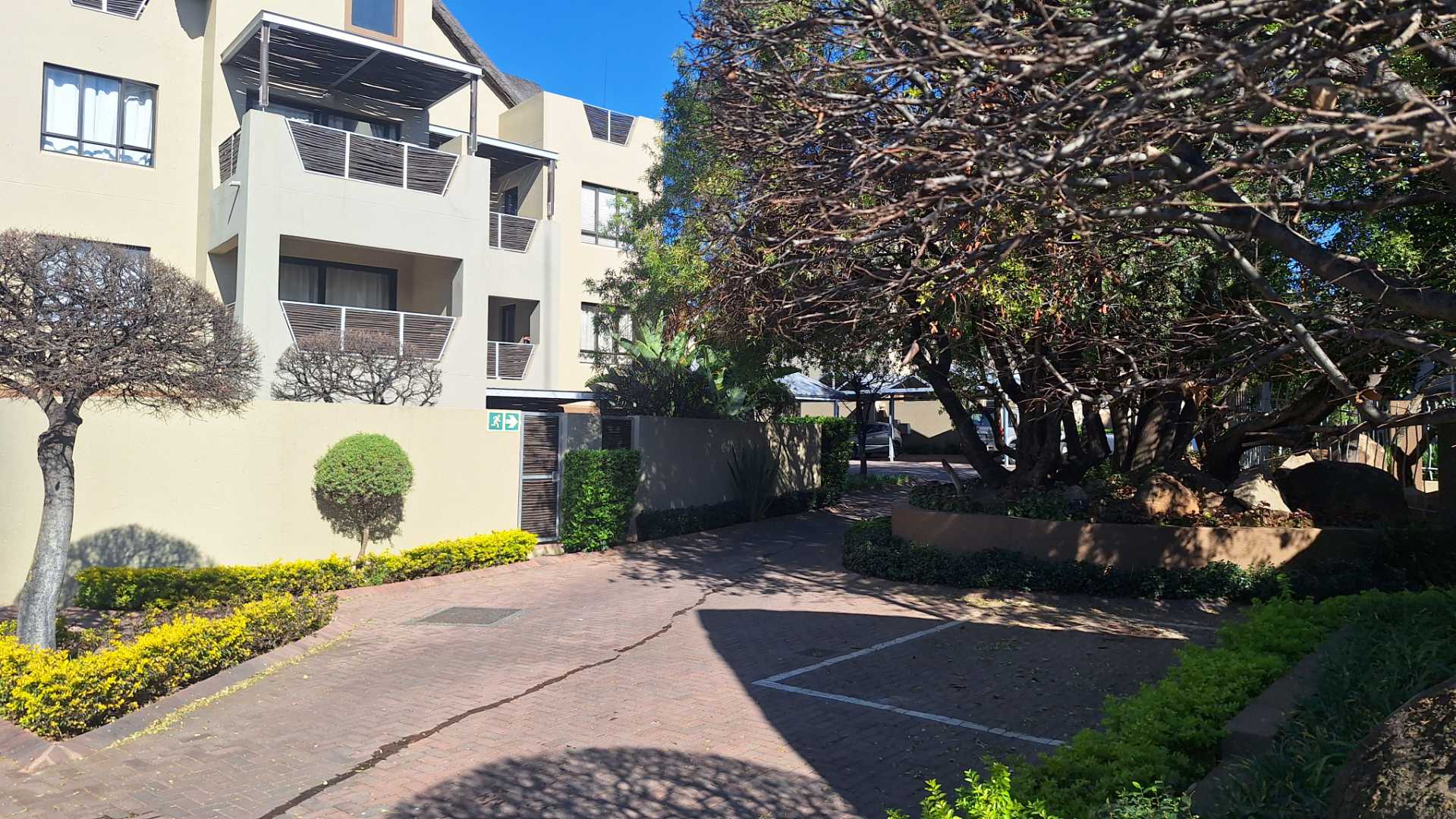 property-image