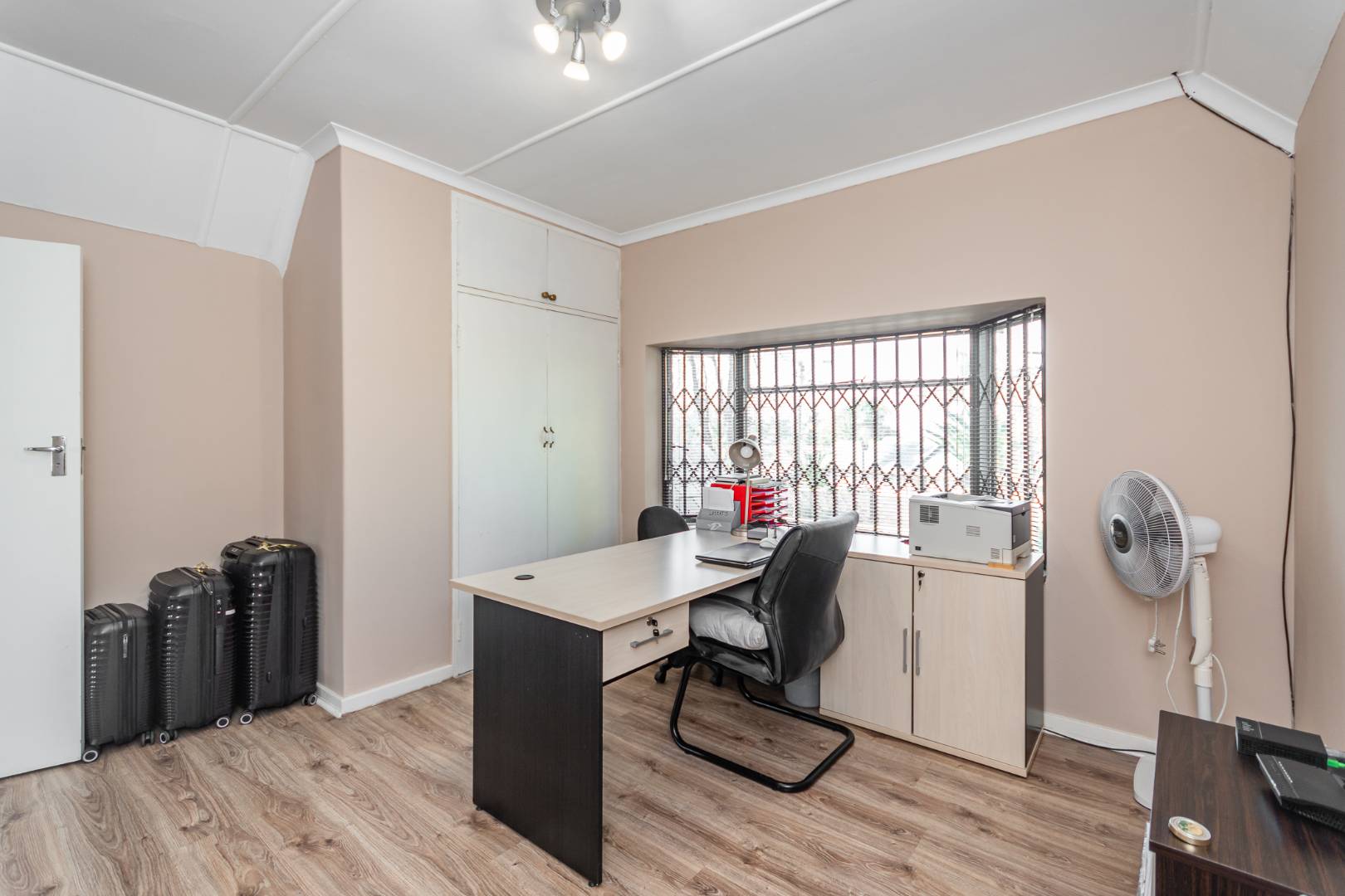 5 Bedroom House in Hazeldene, Germiston Sold for R 2,150,000 2060397