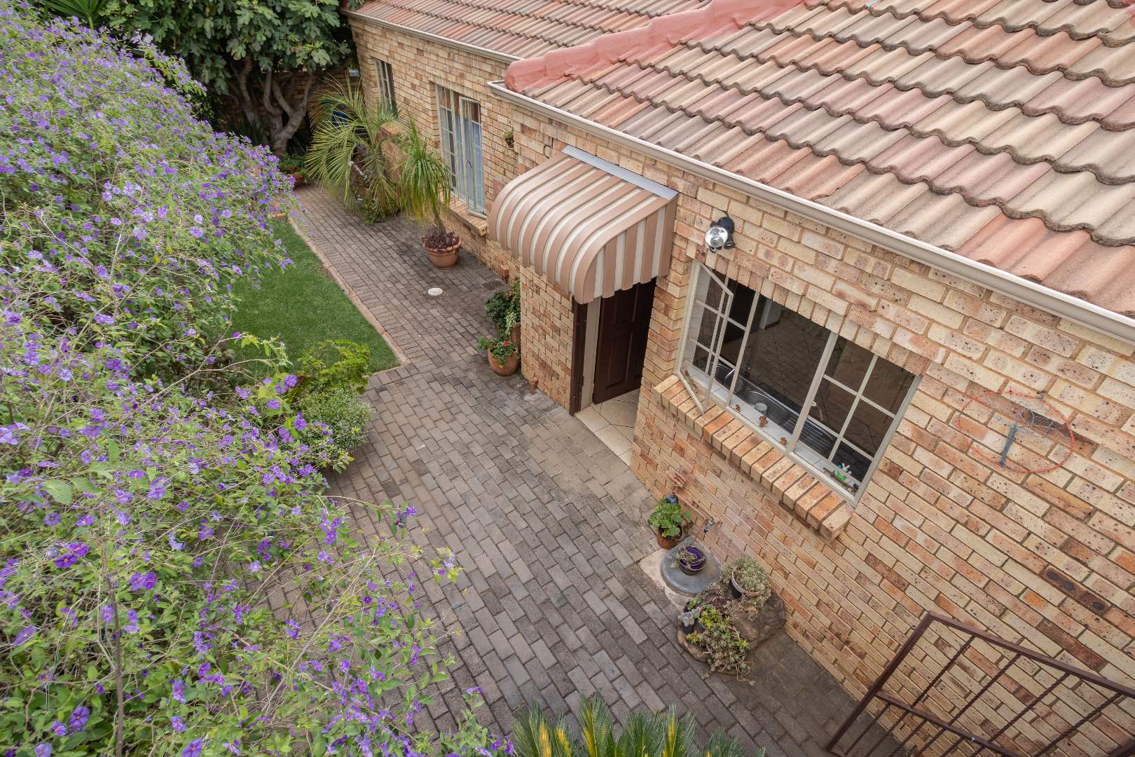 3 Bedroom Townhouse in Honeydew Ridge For Sale R1,390,000 2108952