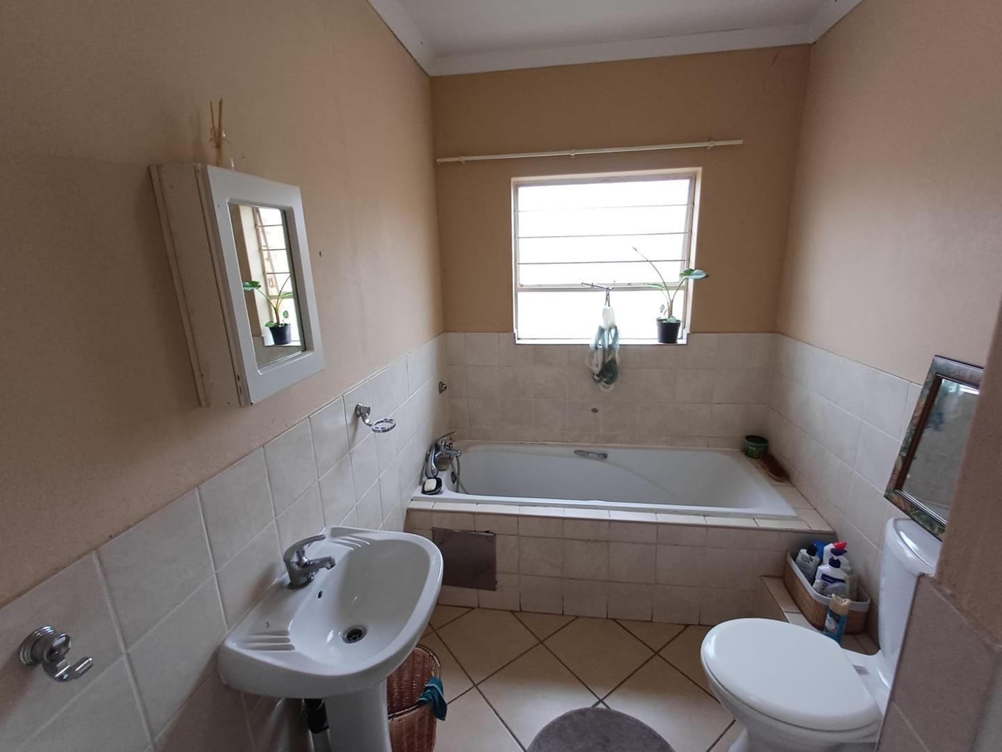 property-image