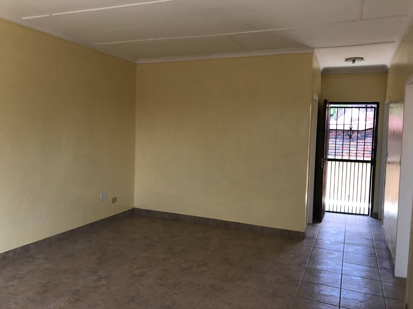property-image
