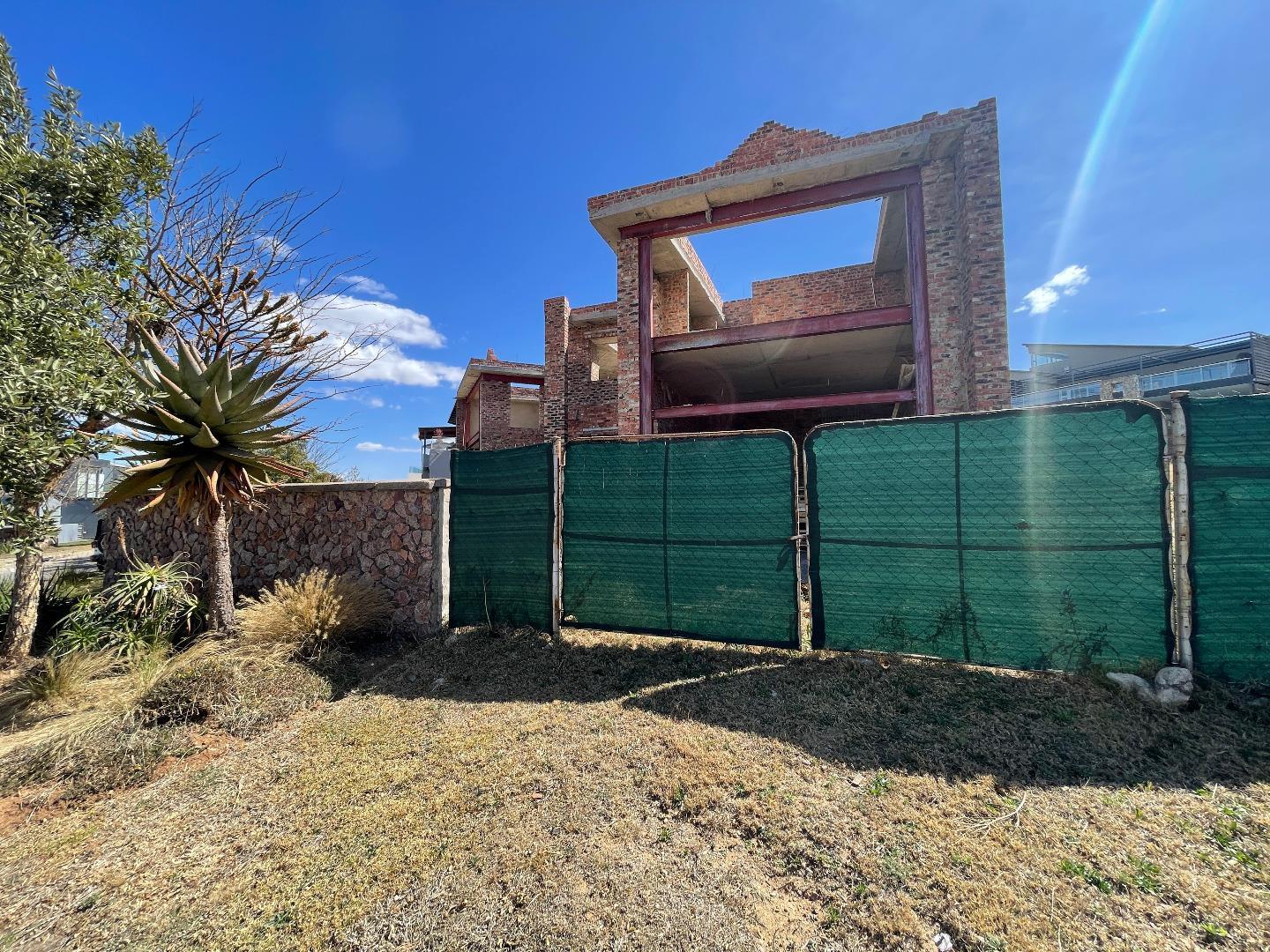 Stunning Four Bedroom Home For Sale in Waterfall Country Estate