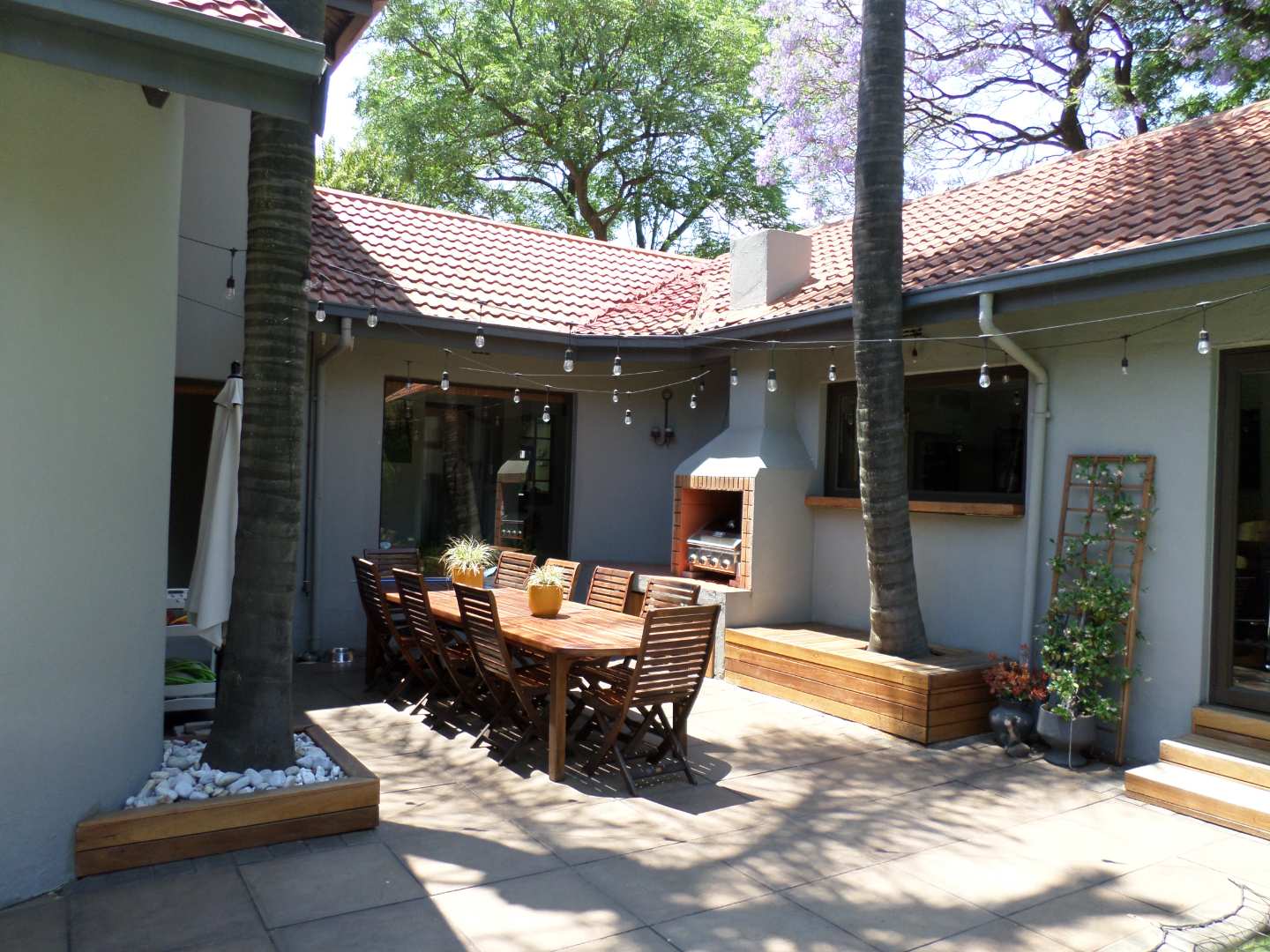 5 Bedroom House For Sale in Lakefield & Ext 2200071 MyProperty