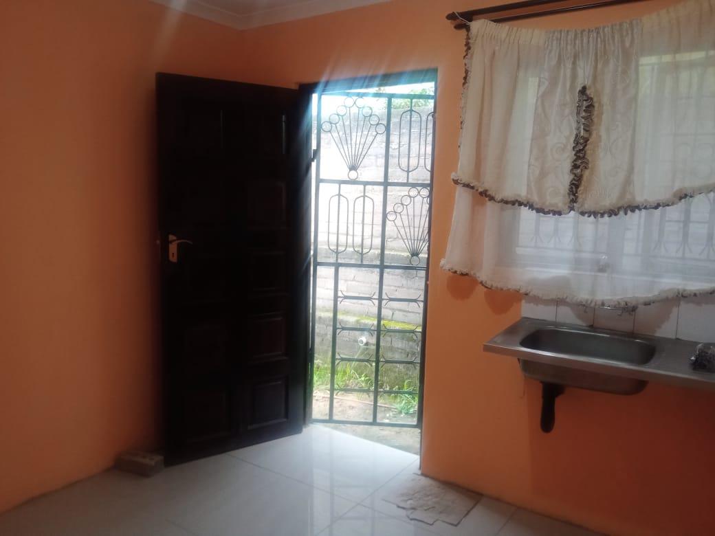 2 Bedroom For Rent in Umlazi