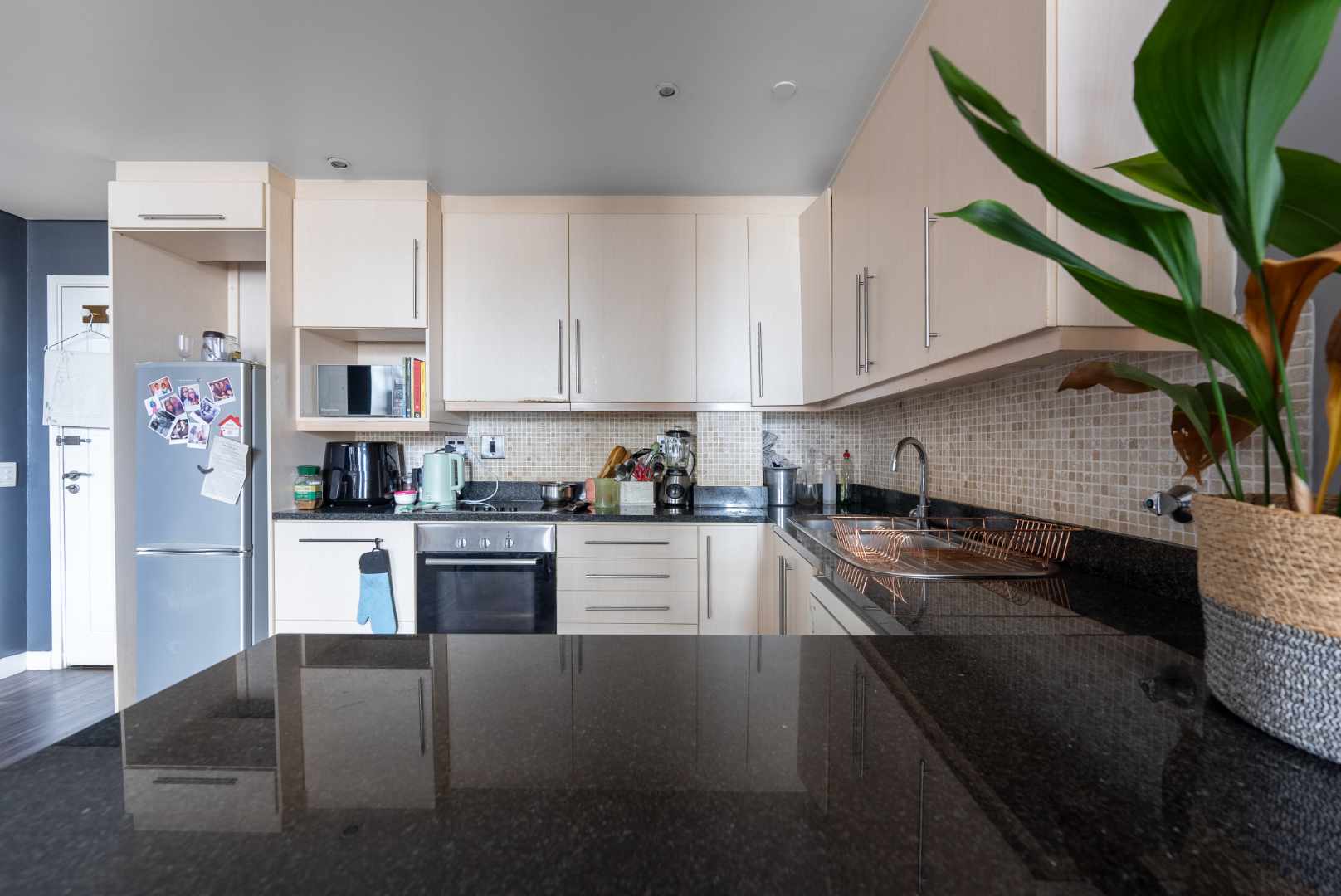 1 Bedroom Apartment in Cape Town City Centre For Sale R2,700,000 2333139