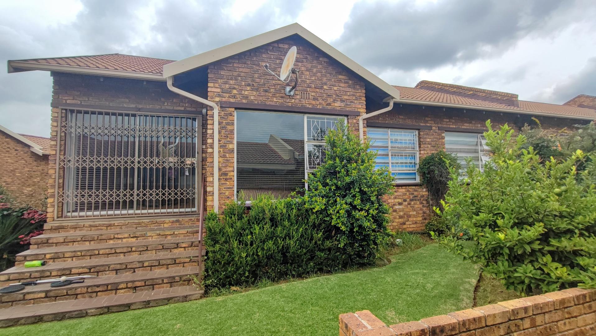 Randhart Property property and houses to rent in Randhart, Alberton
