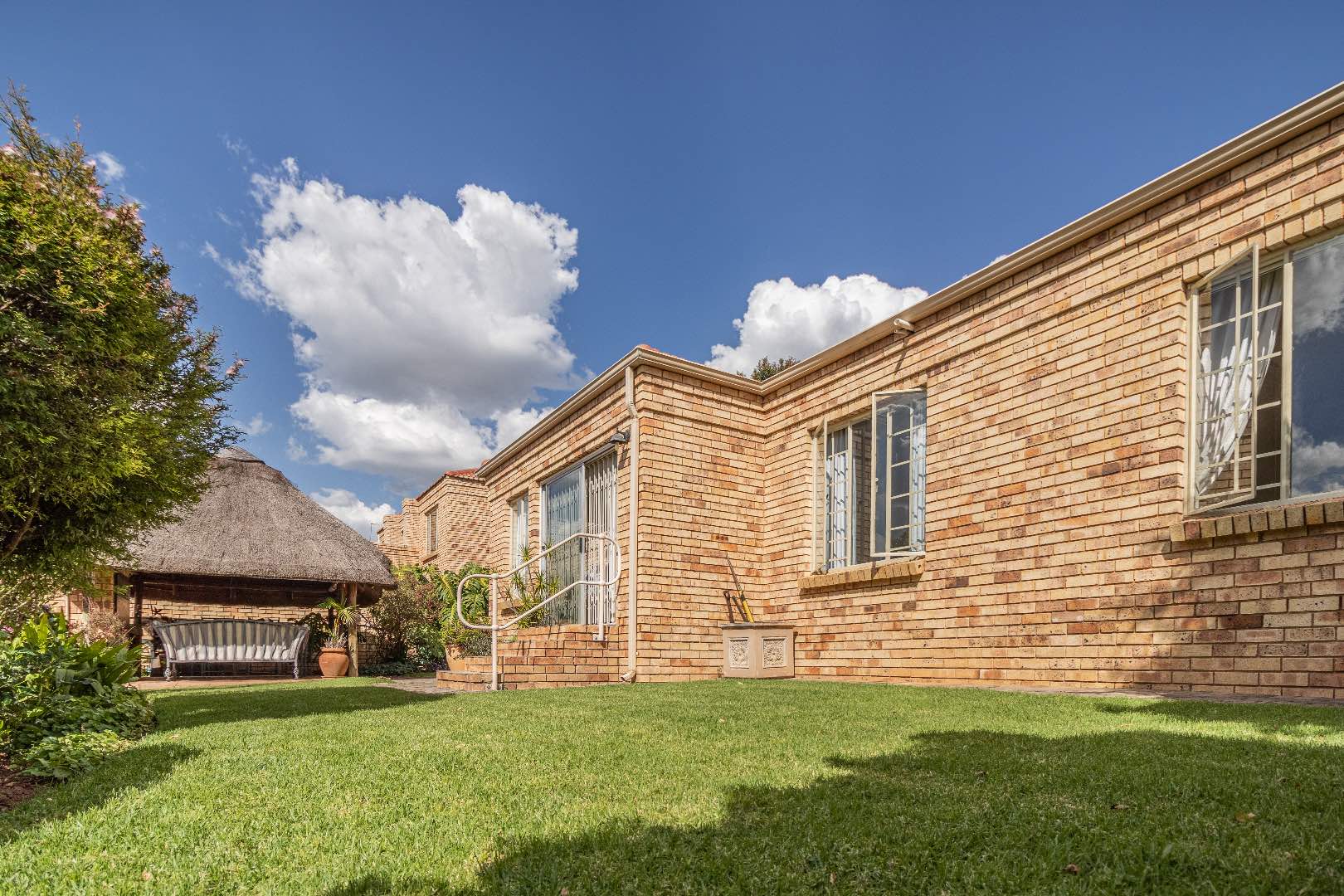 3 Bedroom Townhouse in Honeydew Ridge For Sale R1,390,000 2108952