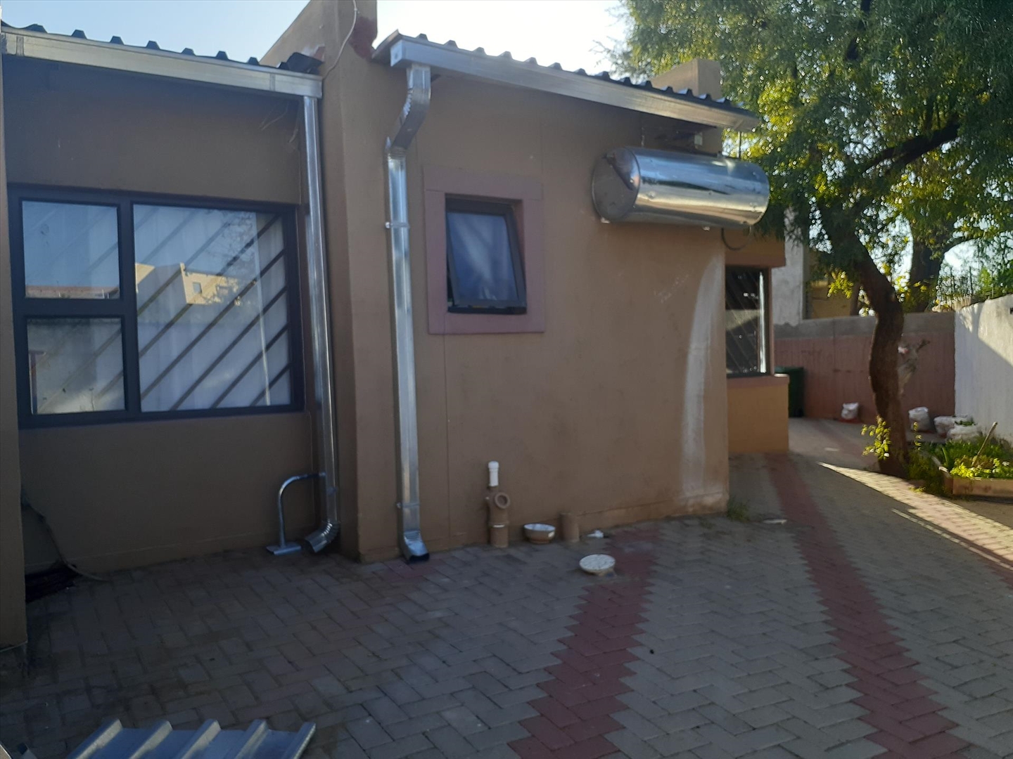 Apartment To Rent In Acacia, Windhoek, Khomas for NAM 6,500 /month