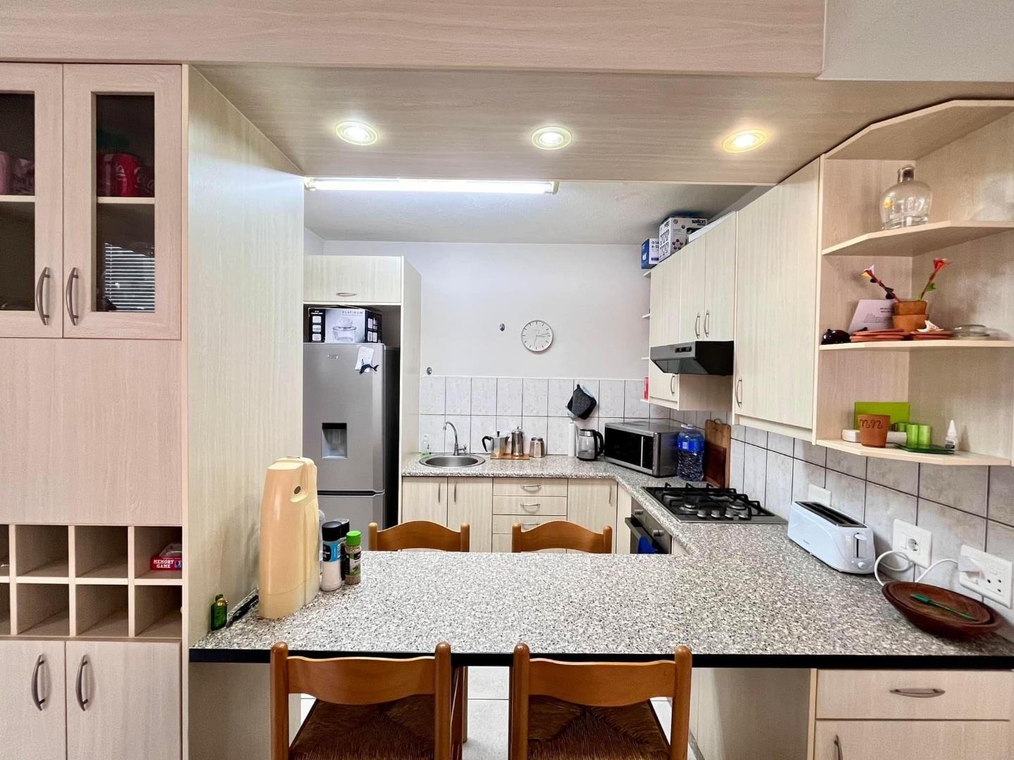 3Bed Townhouse for Sale Swakopmund Waterfront Living, Entertainer's Dream, Steps to Ocean