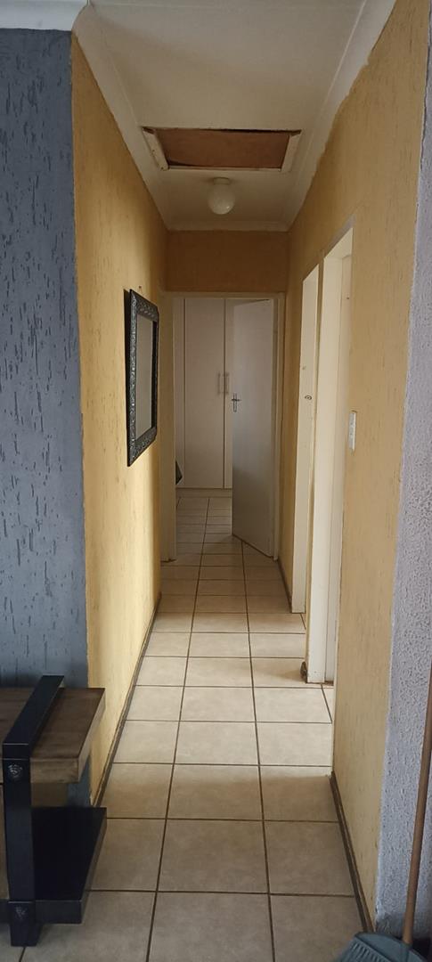 Rooms to Rent in Springs from R 1400