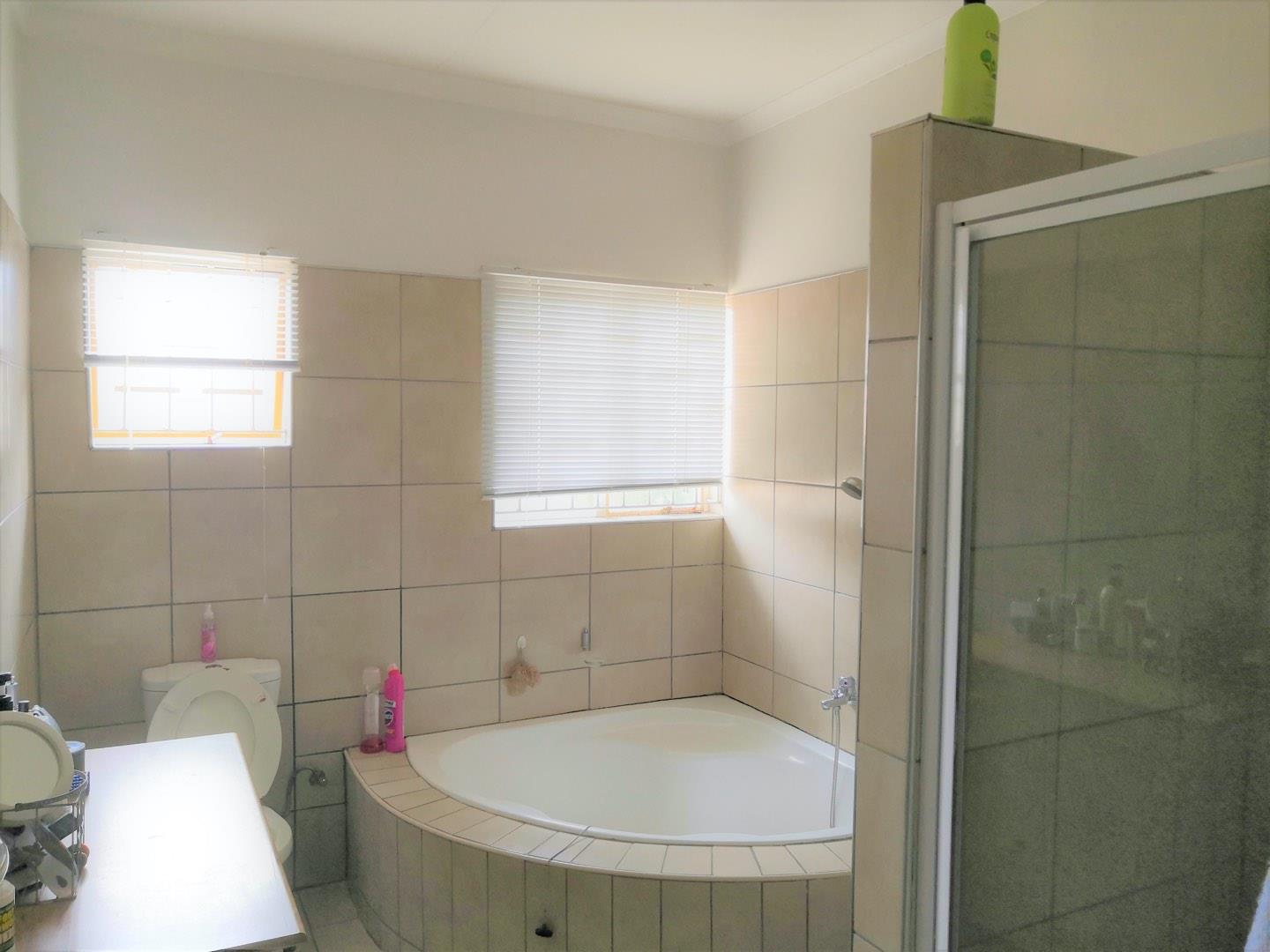 Suiderhof House for Sale Spacious, Stylish, and Full of Potential