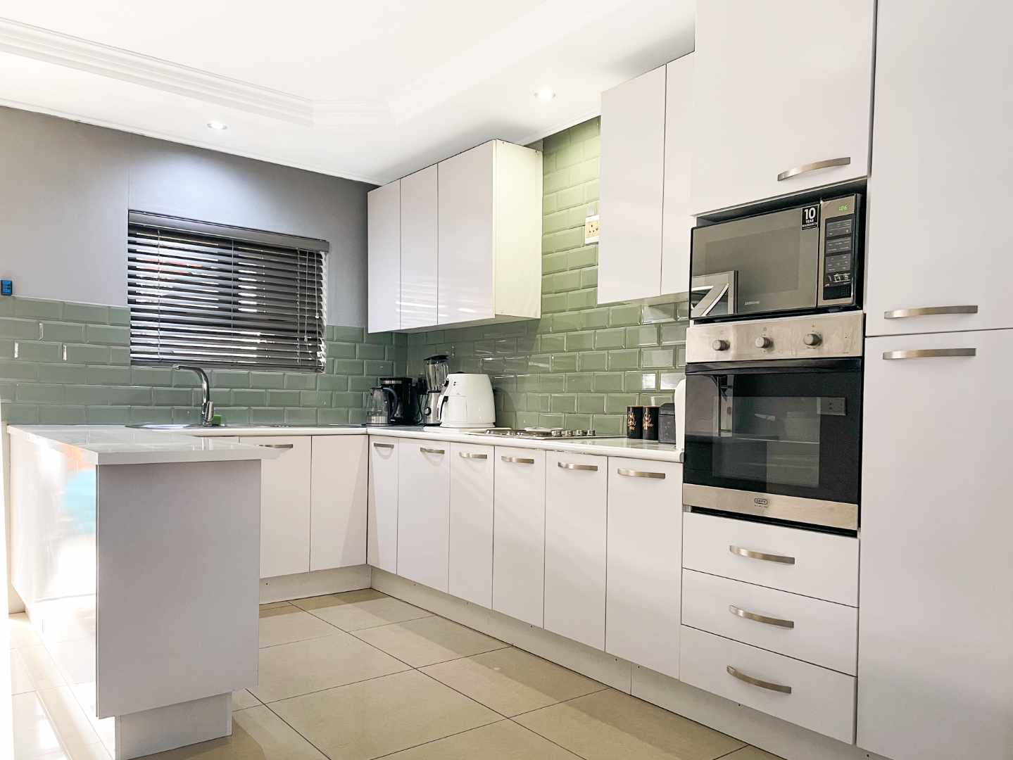 Stunning House for Sale in Lentegeur Renovated & Spacious Features