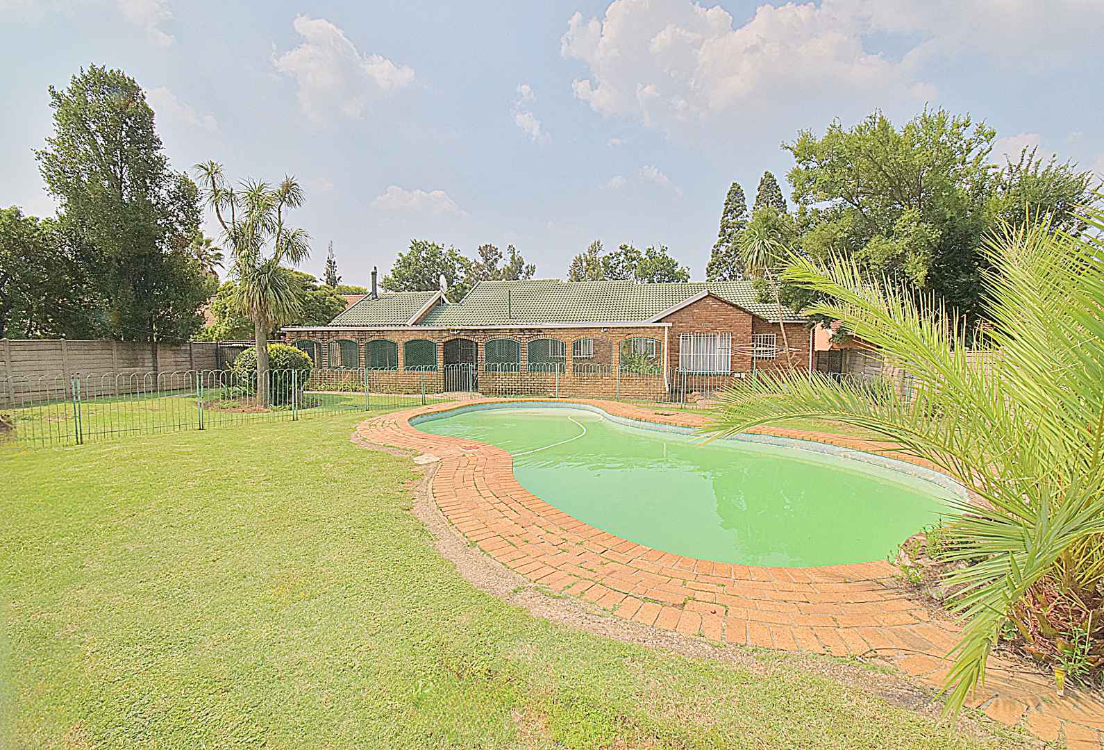 Crystal Park Property property and houses for sale in Crystal Park