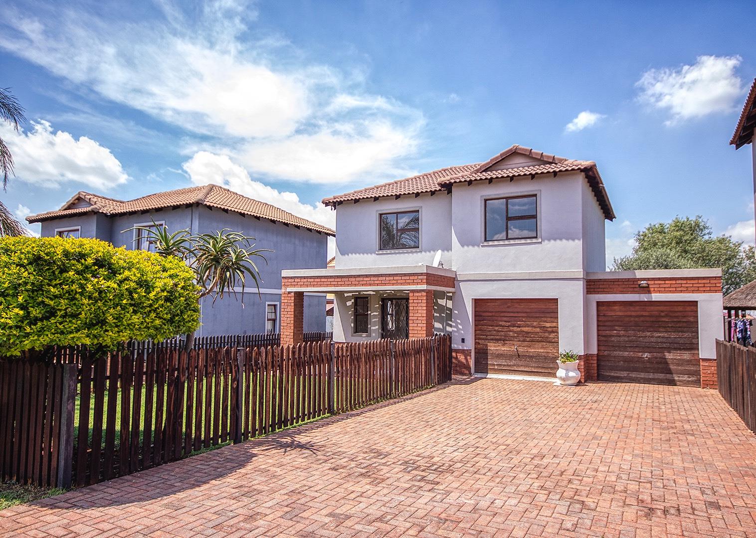 3 Bedroom House in Meyersig Lifestyle Estate For Sale R1,399,000 2109500