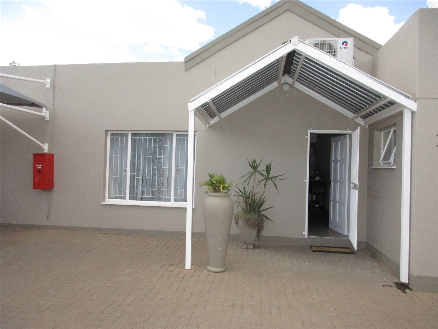 Townhouse For Sale In Avis, Windhoek, Khomas for NAM 1,825,000