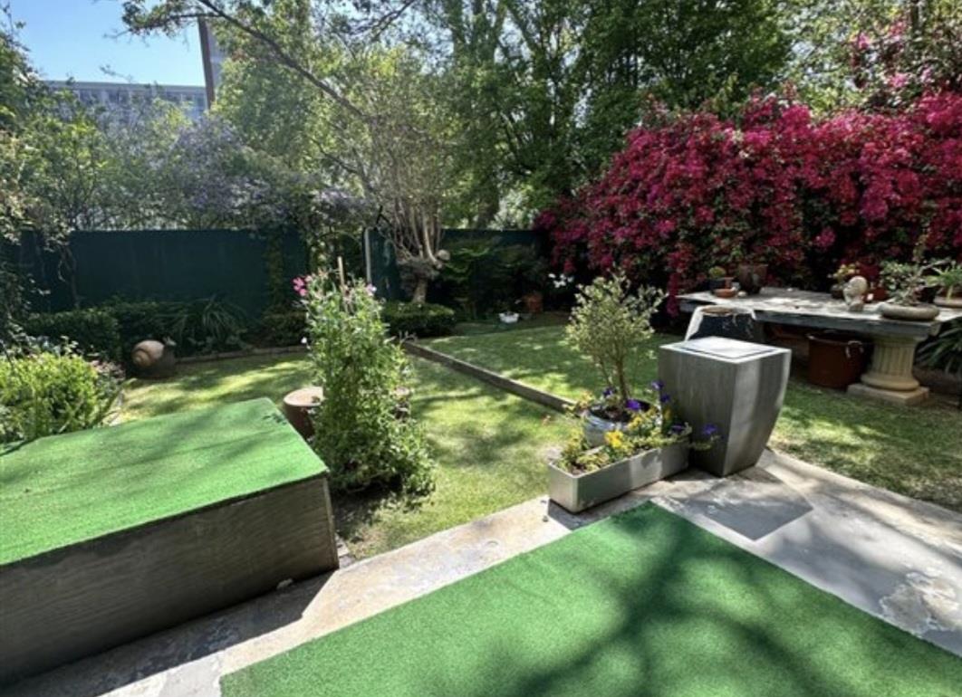 Garden Apartment To Rent in Hyde Park 1.5 Bedrooms, Pool, 24Hour