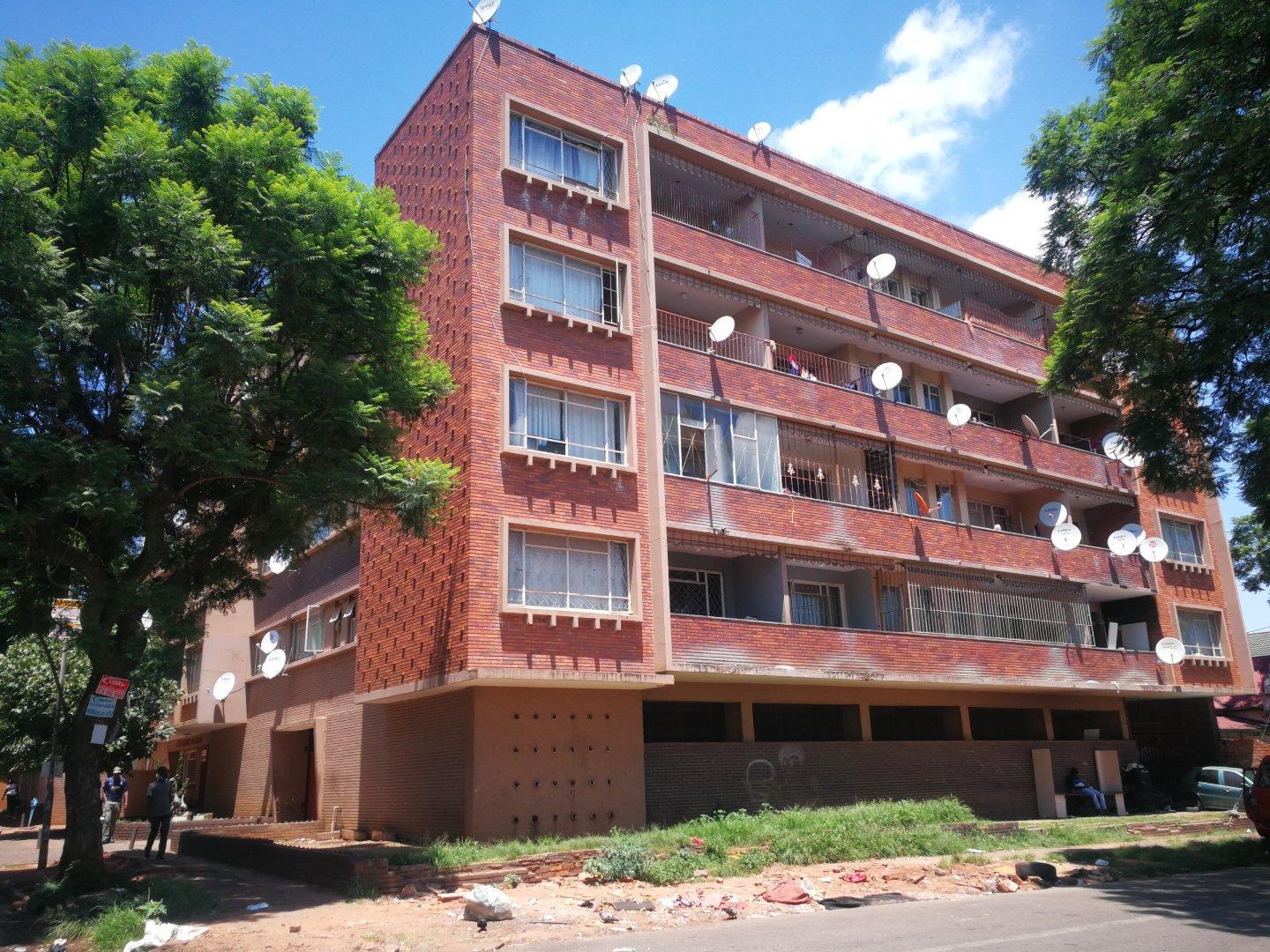 2-bedroom Unit/Apartment in Yeoville