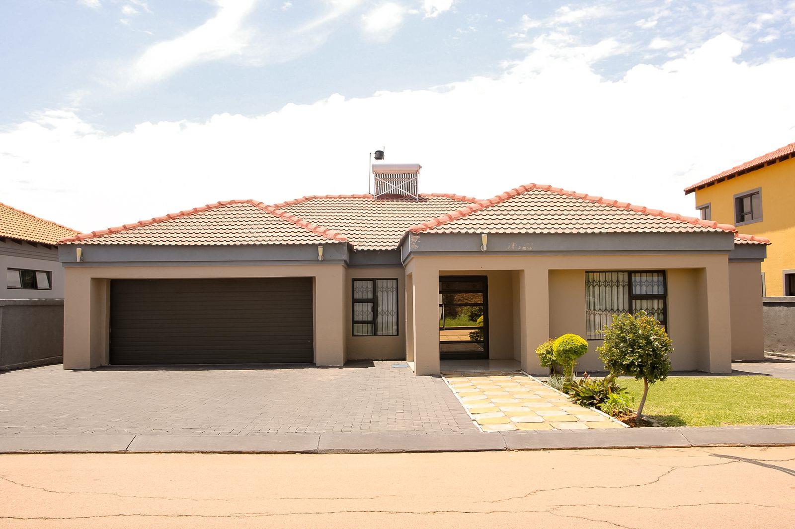 Stunning 4Bedroom House for Sale in The Orchards, Pretoria North