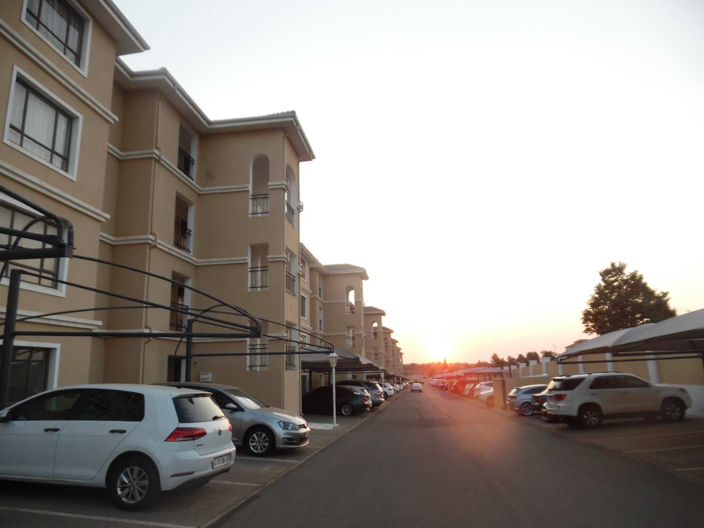 Apartment To Let in Carlswald IOL Property