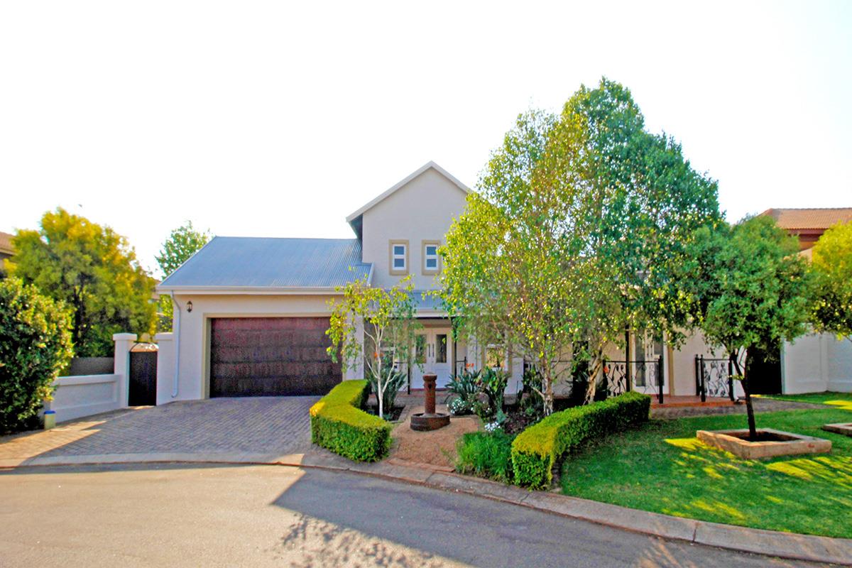 Charming House For Sale in Midfield Luxury Living with Country Style