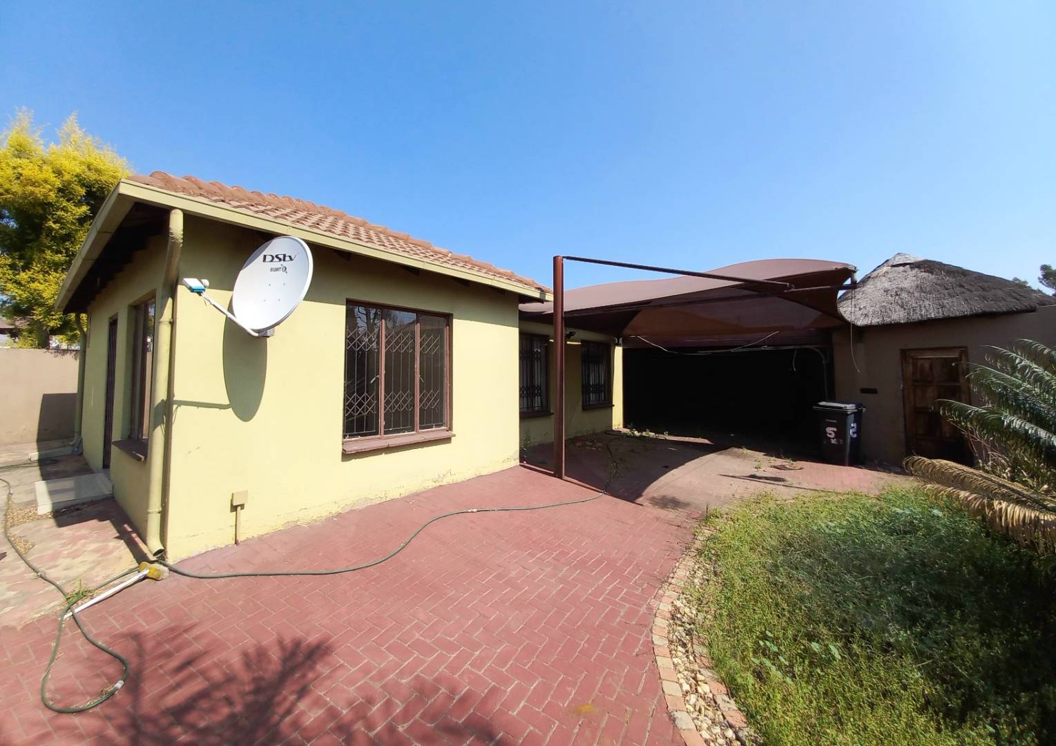 Stunning Family House for Sale in Proclamation Hill, Golf Park Estate