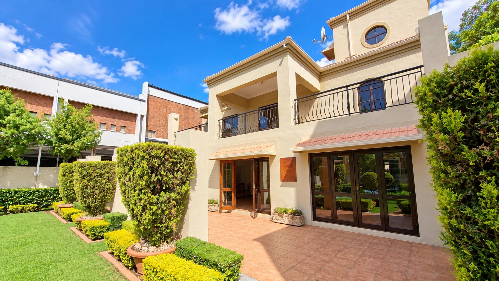 property-image
