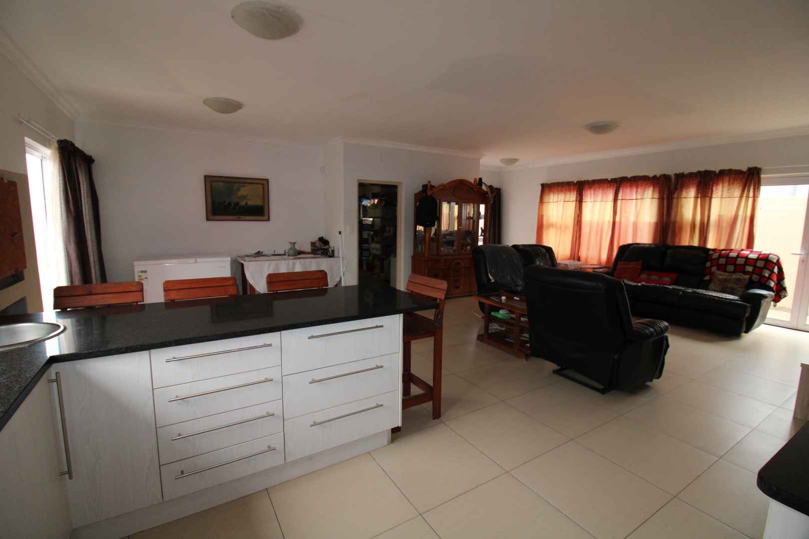For Sale House in Walvis Bay Central with 3 Bedrooms, Indoor BBQ