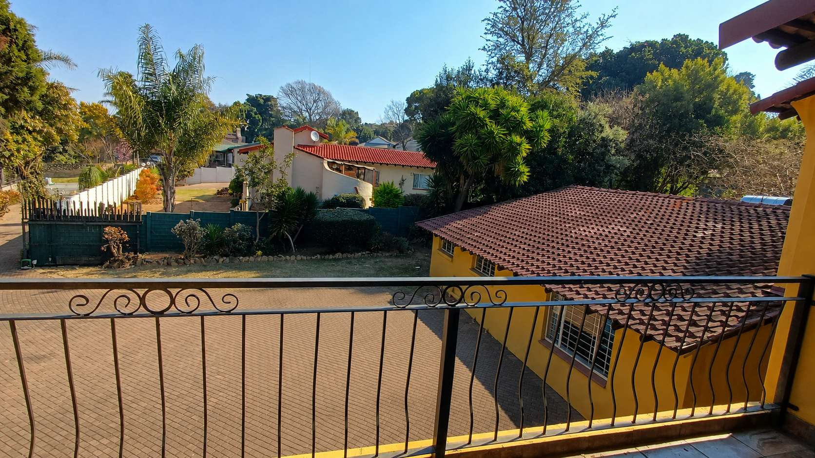 property-image