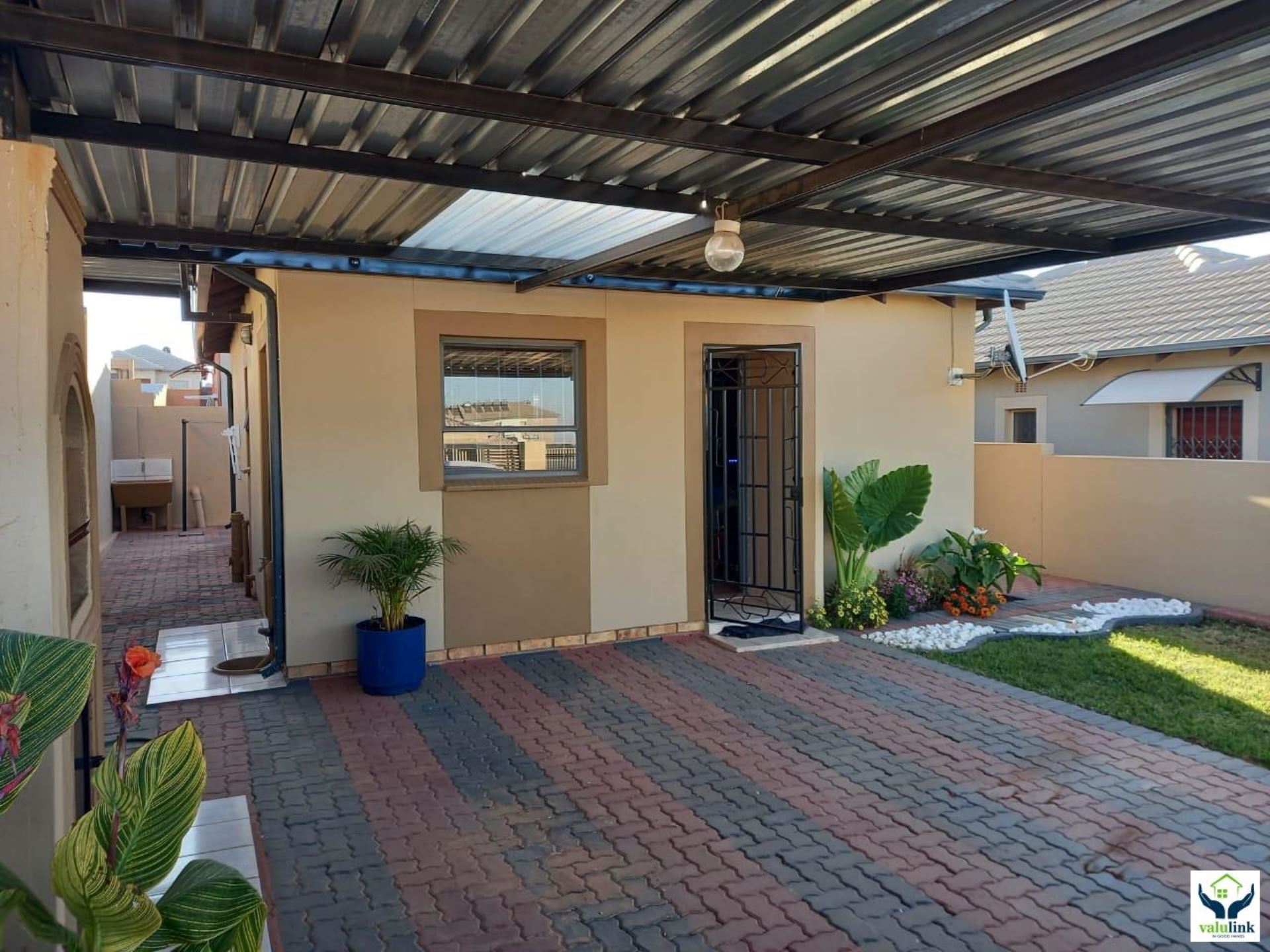 2 Bedroom House in Clayville Ext 71 For Sale R850,000 #1441556