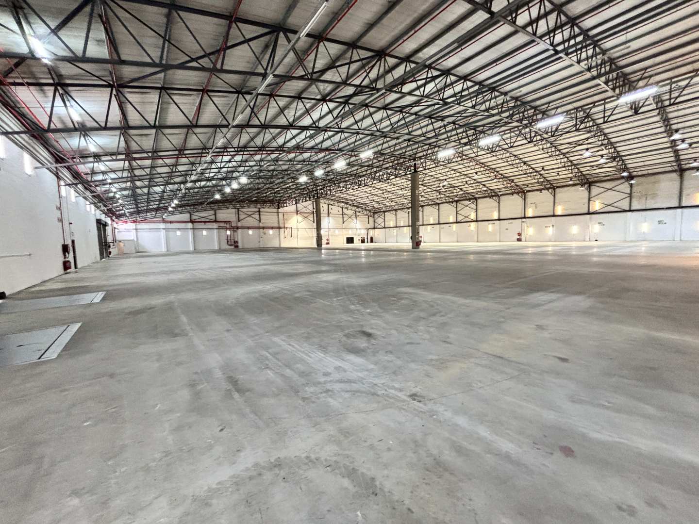9,000m² Industrial in Montague Gardens To Rent R765,000/month 2329172