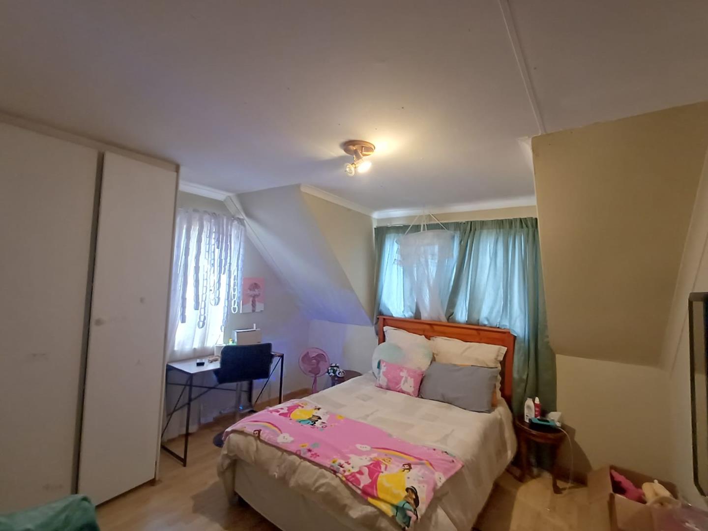 property-image