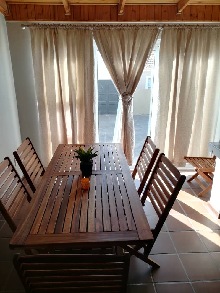 3 Bedroom Townhouse in Long Beach For Sale N1,400,000 1940008