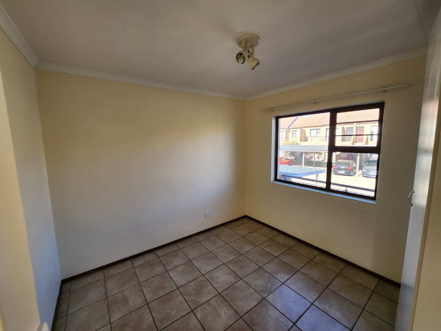 property image property-image