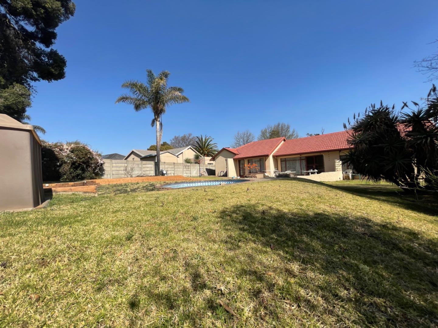 Birch Acres House For Sale in Birch Acres, Kempton Park was listed