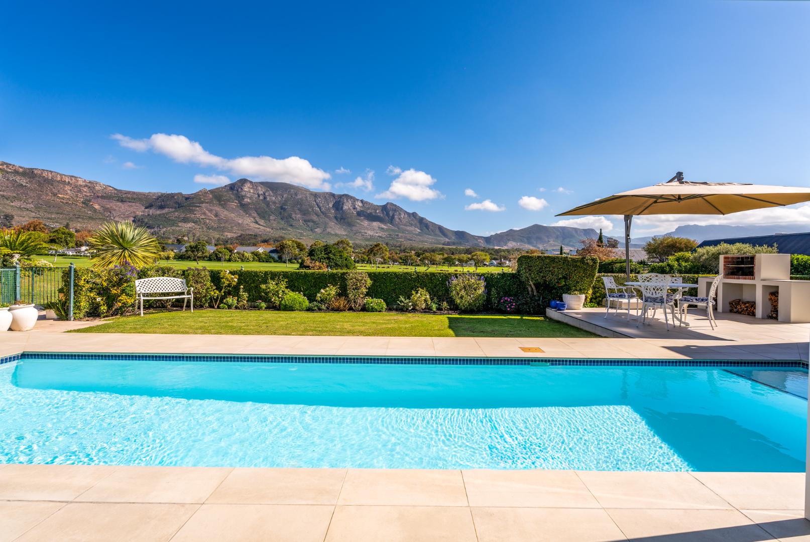 4 Bedroom House in Steenberg Golf Estate For Sale R32,000,000 2238463