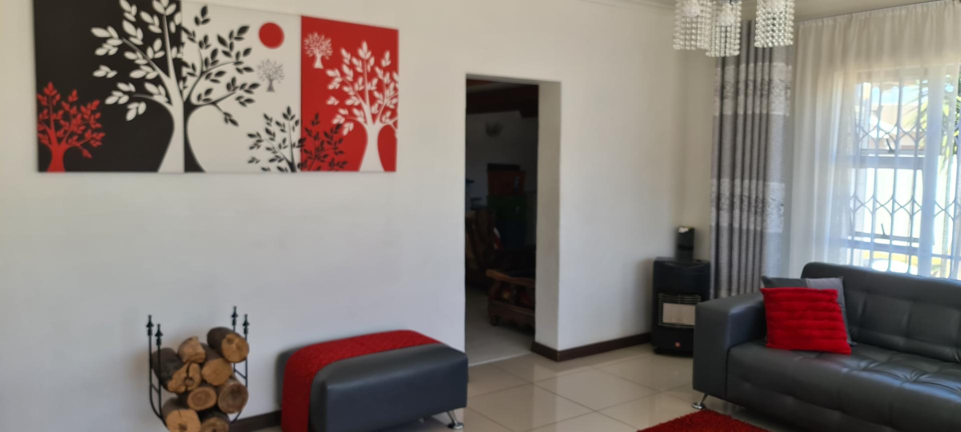 Modern Family House For Sale in Tygerdal, Goodwood Must See! 2028922 MyProperty