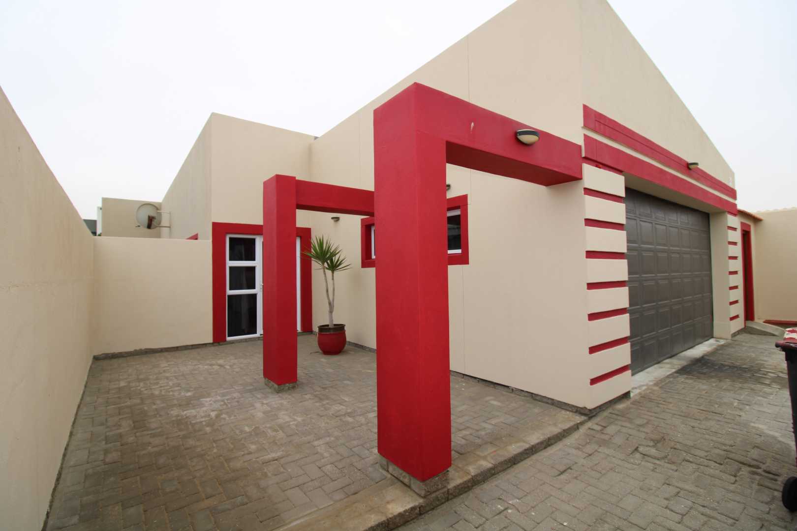 For Sale House in Walvis Bay Central with 3 Bedrooms, Indoor BBQ