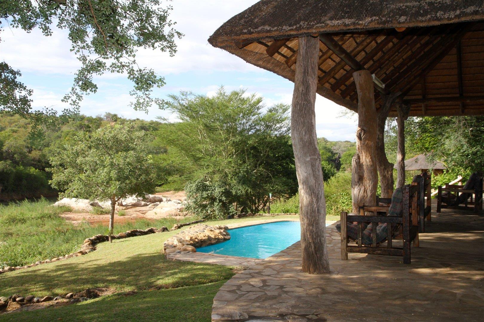 8 Bedroom House in Ndlovumzi Nature Reserve For Sale R5,200,000 2151582