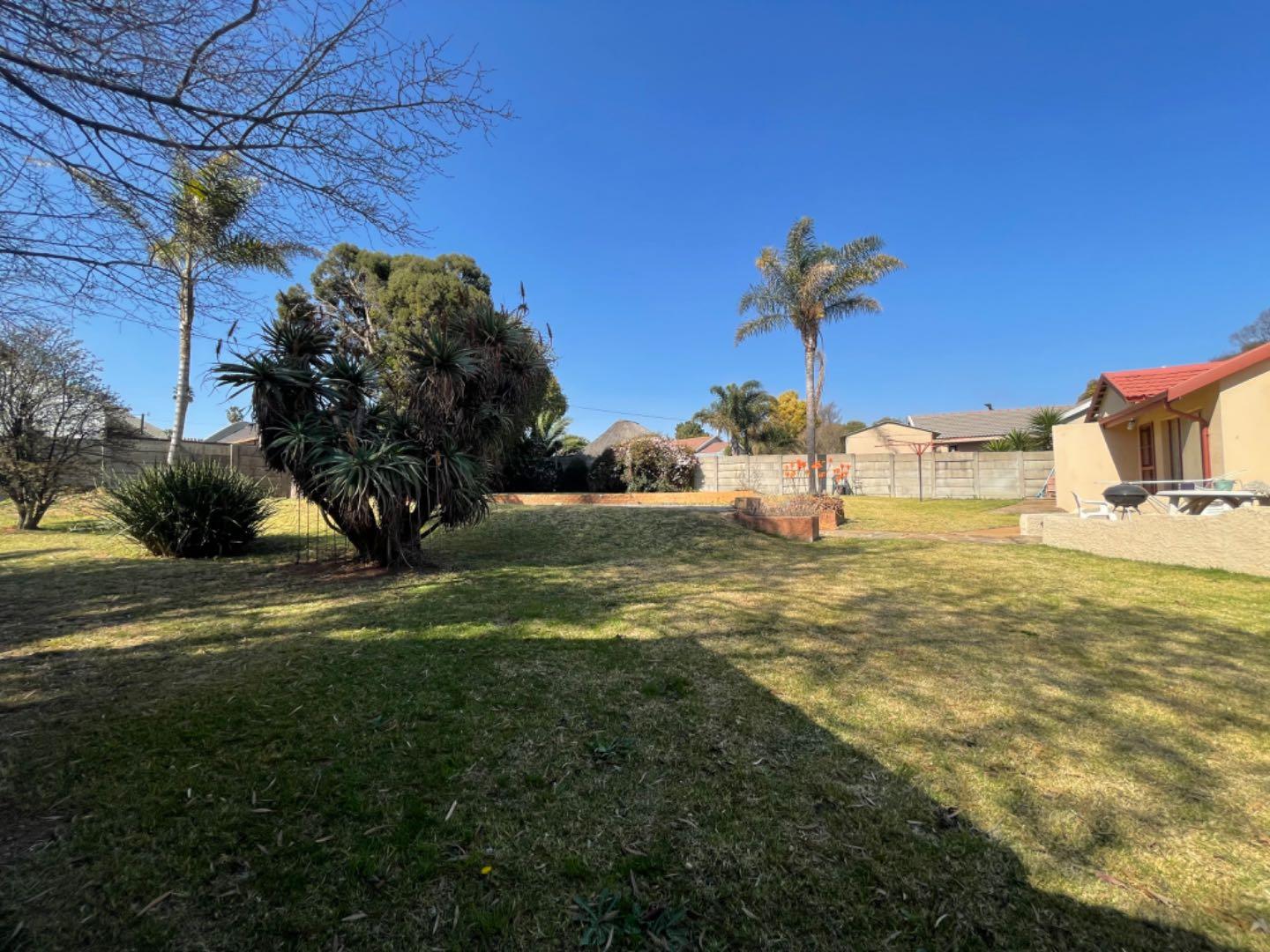 Birch Acres House For Sale in Birch Acres, Kempton Park was listed