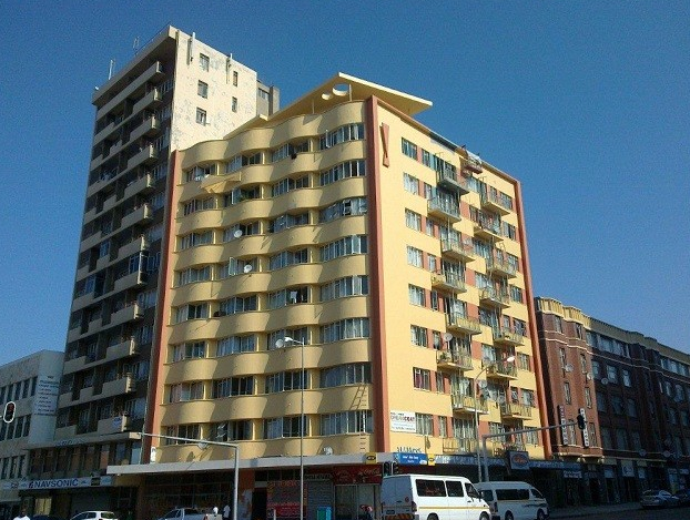 Studio Apartment for Sale in Durban CBD-Cash Buyers Only!!!