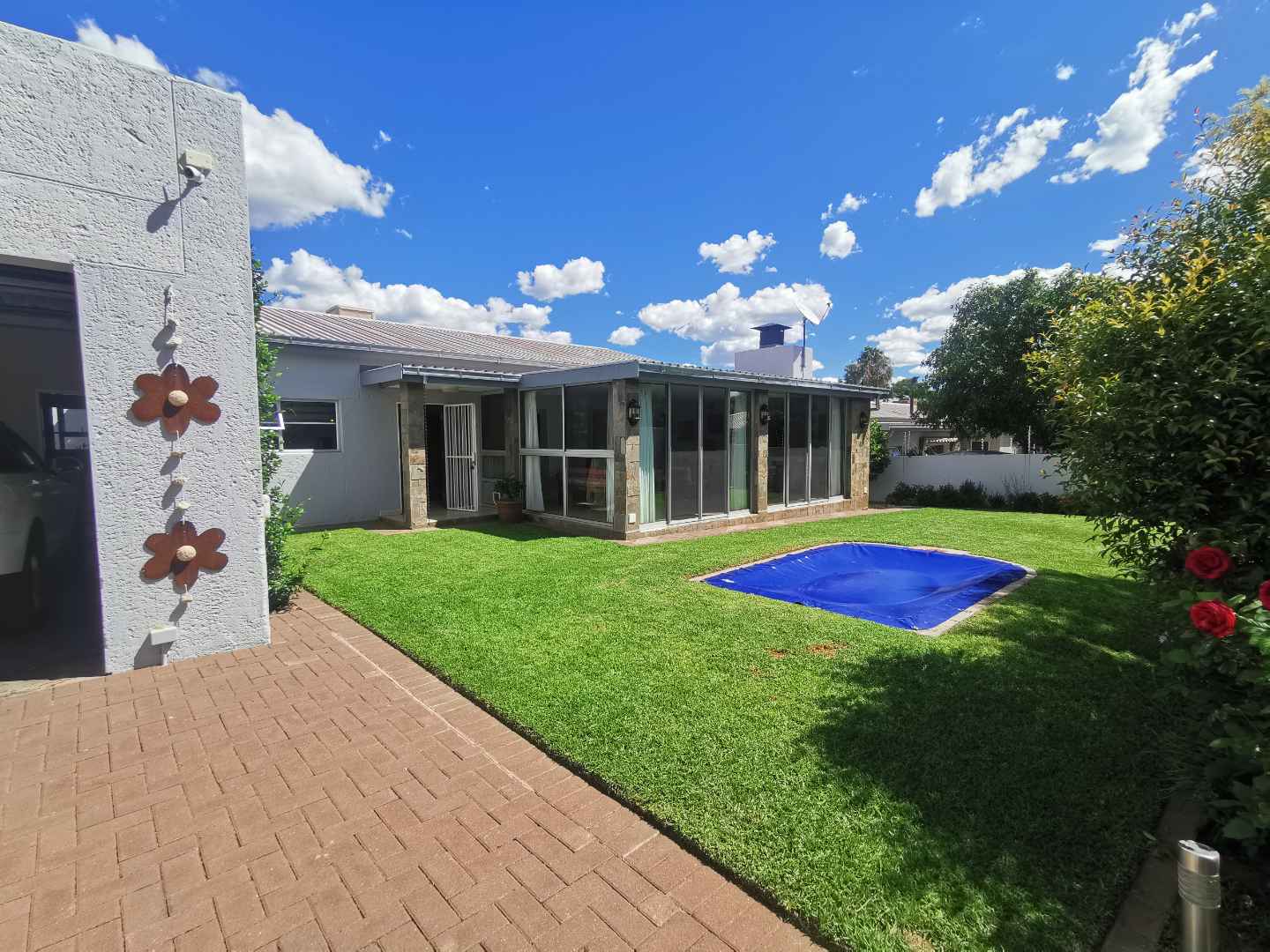 655m² House in Olympia For Sale N3,490,000 2137622