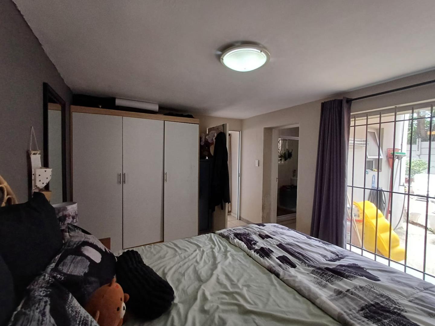 property-image