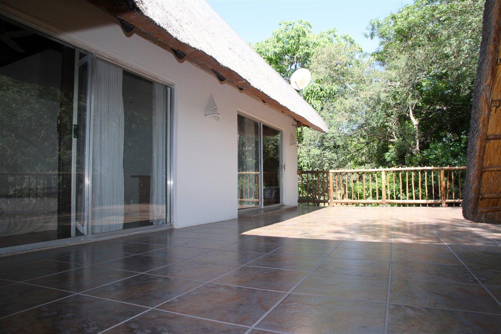 8 Bedroom House in Ndlovumzi Nature Reserve For Sale R5,200,000 2151582
