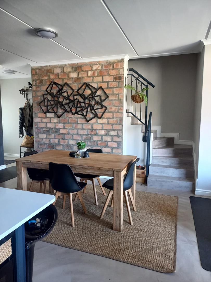 Langeberg Ridge Townhouse To Rent Garden, braai area, 3 bedrooms